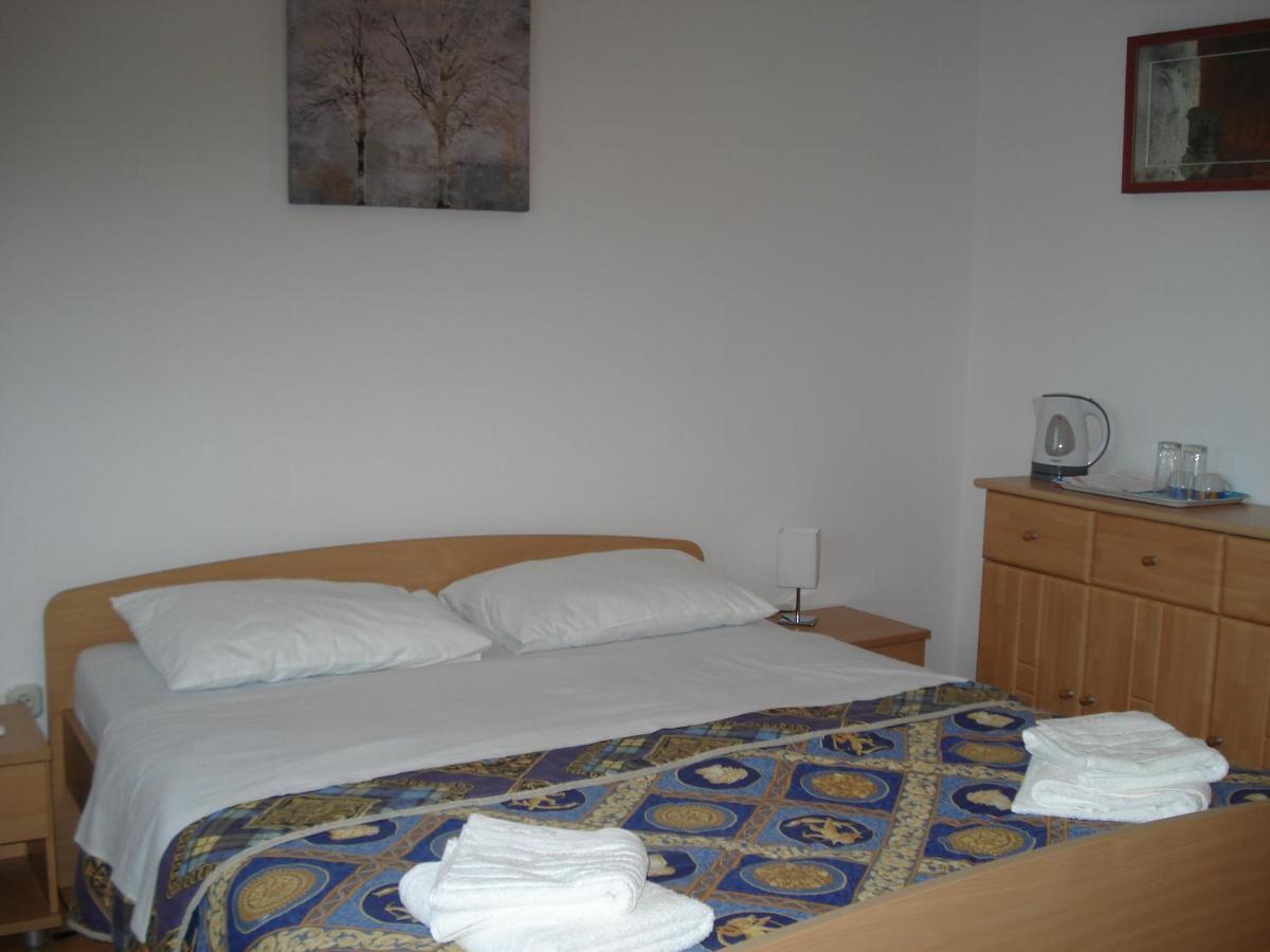 Apartmani I Soba Mia Porec Esterno foto