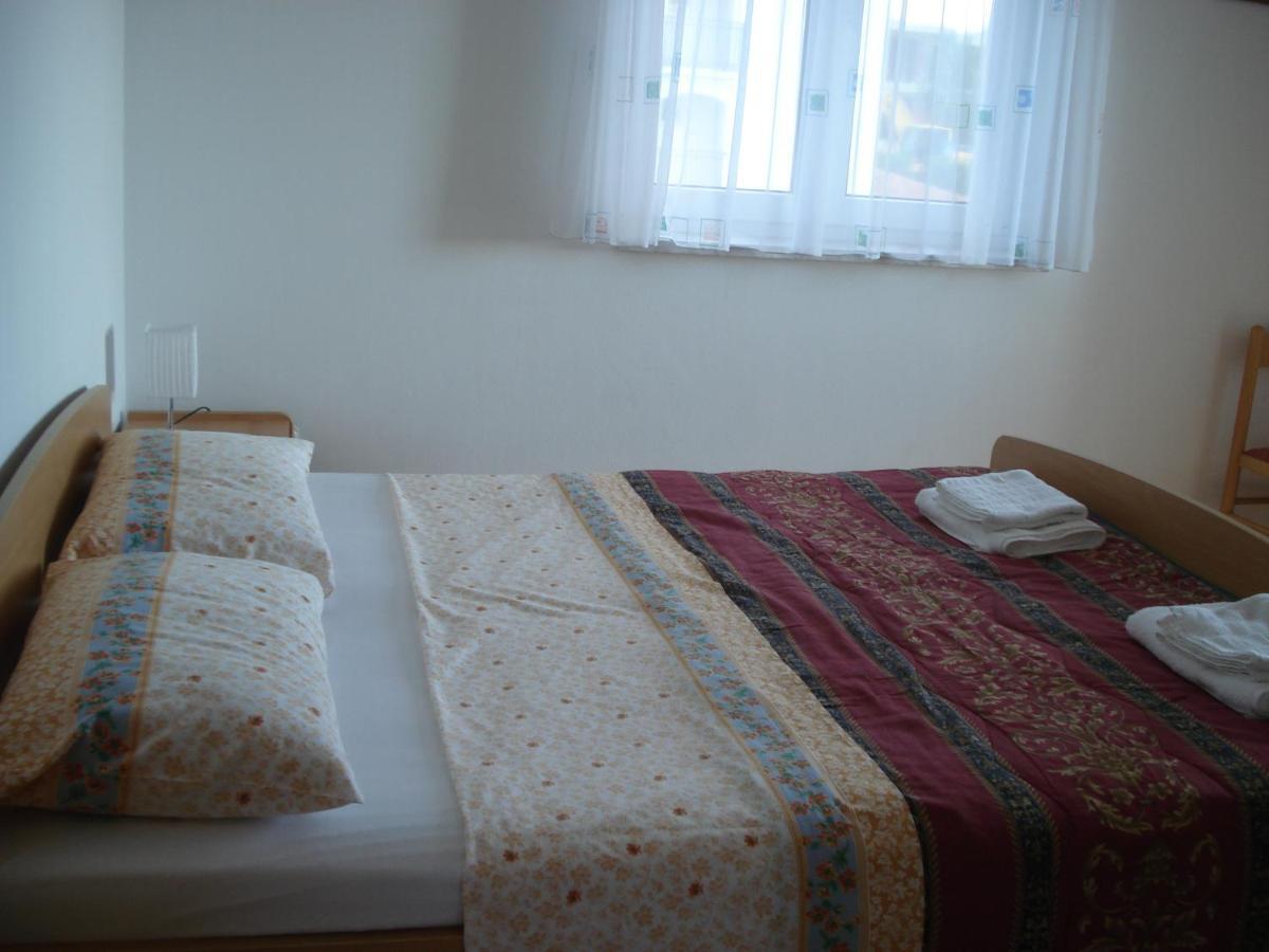 Apartmani I Soba Mia Porec Esterno foto